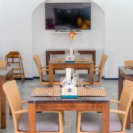 Academy Hotel Curacao 빌렘스타트 외부 사진