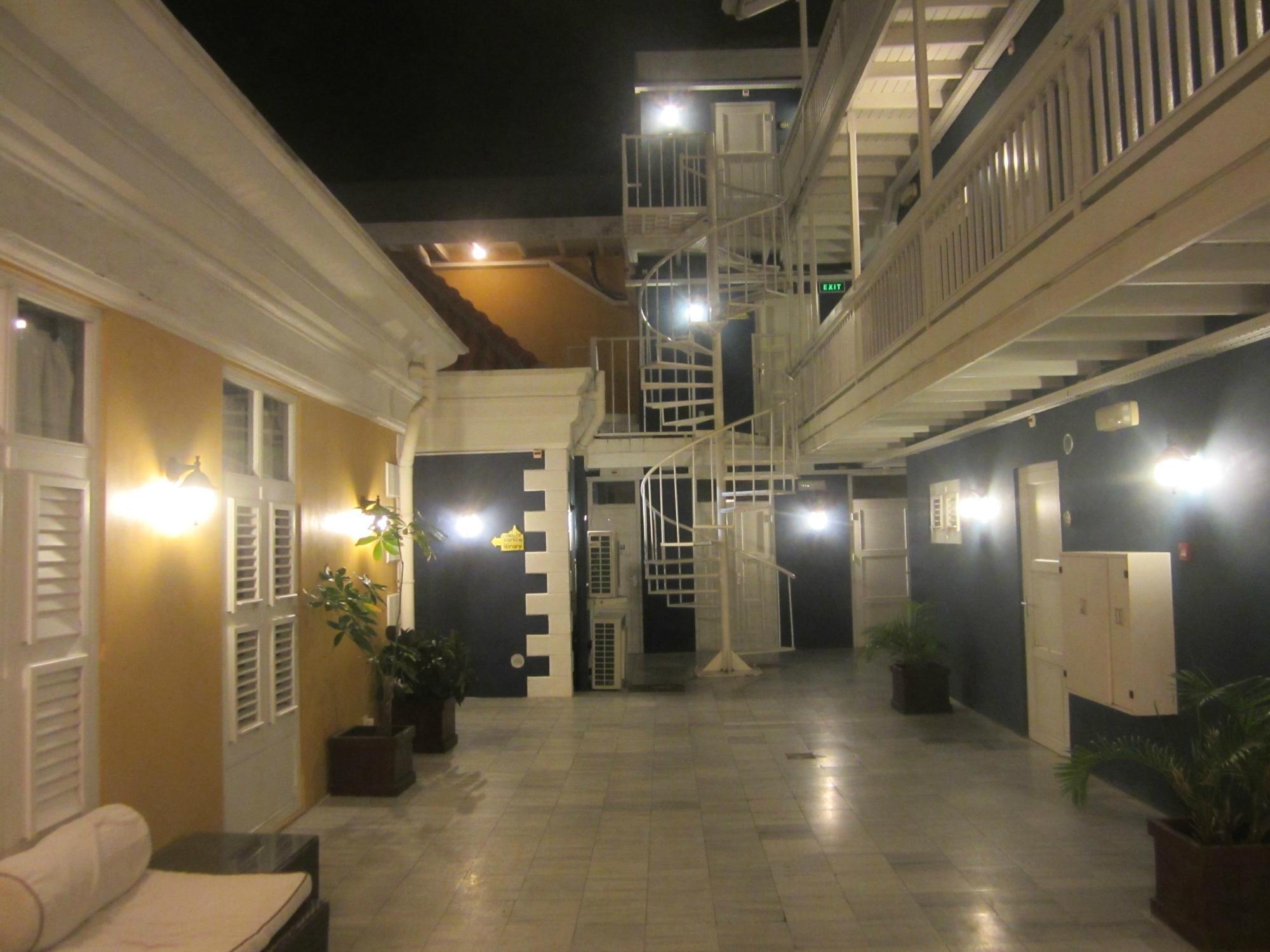 Academy Hotel Curacao 빌렘스타트 외부 사진