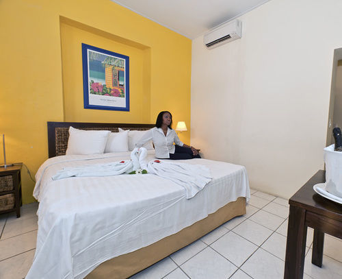 Academy Hotel Curacao 빌렘스타트 외부 사진