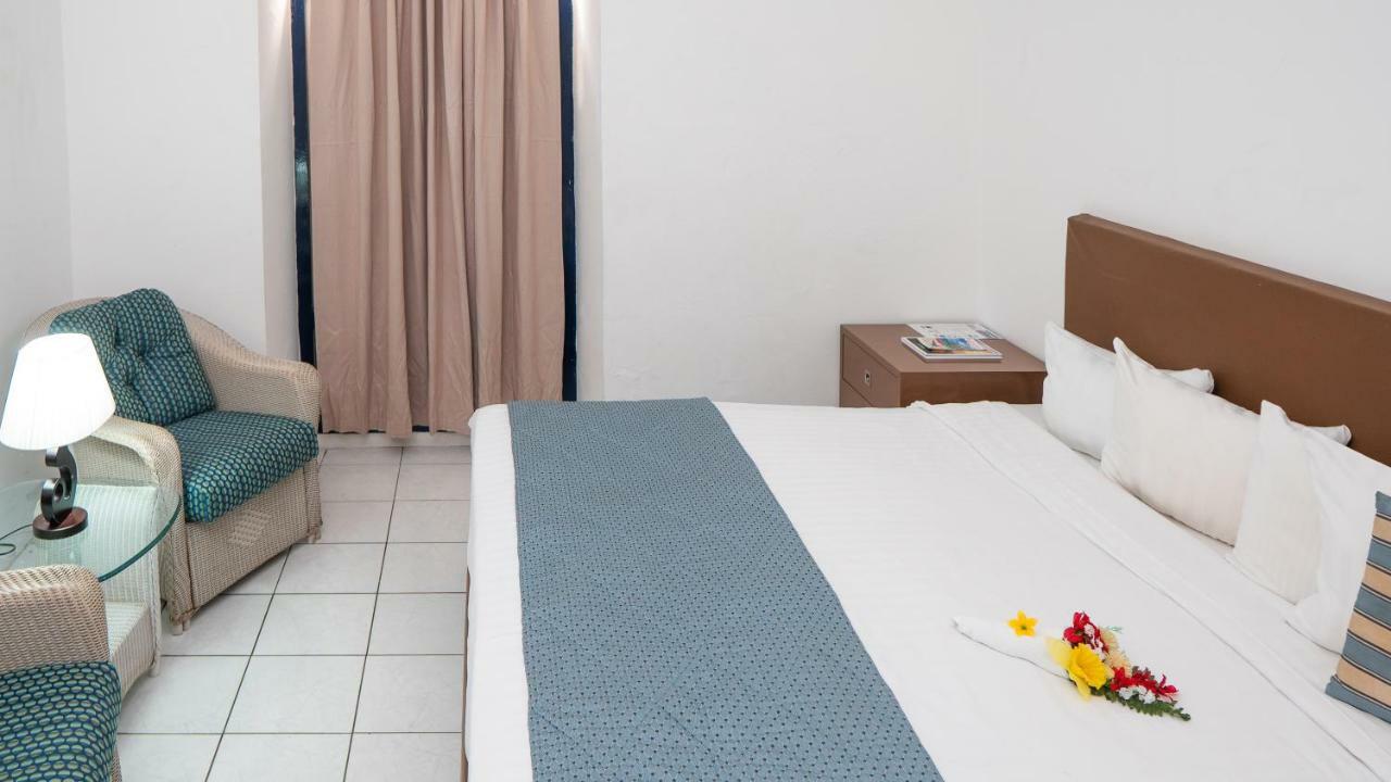 Academy Hotel Curacao 빌렘스타트 외부 사진